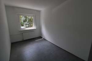 Lichtdurchflutete 2,5-Zimmer-Wohnung mit großer Sonnenterrasse – Marienstrasse 1, 12207 Lichterfelde, Berlin – Vorschaubild 11
