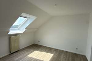helle renovierte 2-Zimmer-Wohnung 52m² im Dachgeschoß Einbauküche Duschbad in Heide – Meldorfer Str. 184, 25746 Heide – Vorschaubild 7