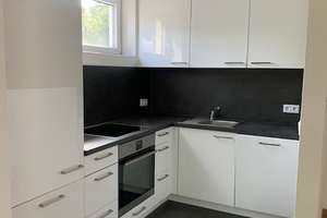 Erstbezug nach Renovation: 2-Zi-Wohnung mit Balkon & Einbauküche, M-Hirschgarten (unbefristet) – Wotanstraße 40, 80639 Nymphenburg, München – Vorschaubild 9
