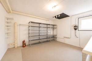Einfamilienhaus mit Potential für WG/Gemeinschaftsunterkunft – Die vollständige Adresse der Immobilie erhältst du vom Anbieter., 97082 Steinbachtal, Würzburg – Vorschaubild 7