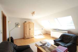Sonniges Reihenhaus in absolut ruhiger Lage in Puchheim, 5 Zimmer+ Bad+ 2 WCs + Südbalkon+ Südgarten – 82178 Puchheim – Vorschaubild 30
