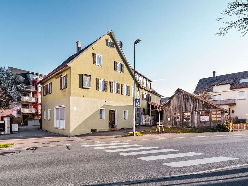 Außenansicht vorne links