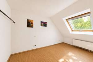 Wohnpaket im Wald mit ca. 320 m² Wfl für Mehrgenerationen/Wohnen + Arbeiten/Coaching in Duisburg Süd – Die vollständige Adresse der Immobilie erhältst du vom Anbieter., 47259 Mündelheim, Duisburg – Vorschaubild 20