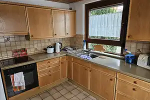 Attraktives und gepflegtes 8-Zimmer-Zweifamilienhaus in Neckartenzlingen – Esslingen (Kreis) – Vorschaubild 3