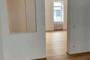 Hell und ruhig! Sanierte 4 Zimmer Altbauwohnung in Mitten der Duisburger Innenstadt. – Kuhstr. 23-25, 47051 Altstadt, Duisburg – Vorschaubild 4