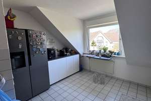 Helle 2-Zimmer-Dachgeschosswohnung mit Balkon und Aufzug. Nähe Musiktheater! – Wilhelminenstr. 39B, 45881 Schalke, Gelsenkirchen – Vorschaubild 15