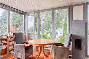 Großzügiges Architektenhaus mit Einliegerwohnung & schönem Garten in Grünberg! – Die vollständige Adresse der Immobilie erhältst du vom Anbieter., 35305 Grünberg – Vorschaubild 3