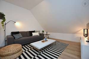 Sanierte und schön möblierte DG Wohnung in Stuttgart Vaihingen – Die vollständige Adresse der Immobilie erhältst du vom Anbieter., 70563 Höhenrand, Stuttgart – Vorschaubild 6