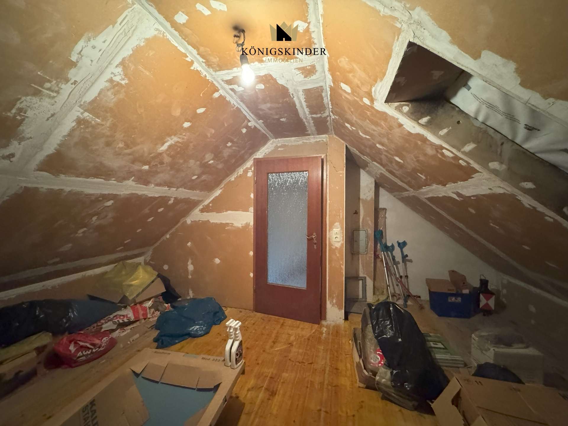 Immobilie in Albershausen - Viel mehr Platz, als man denkt.......großes Reiheneckhaus + Einliegerwohnung - Bild 13