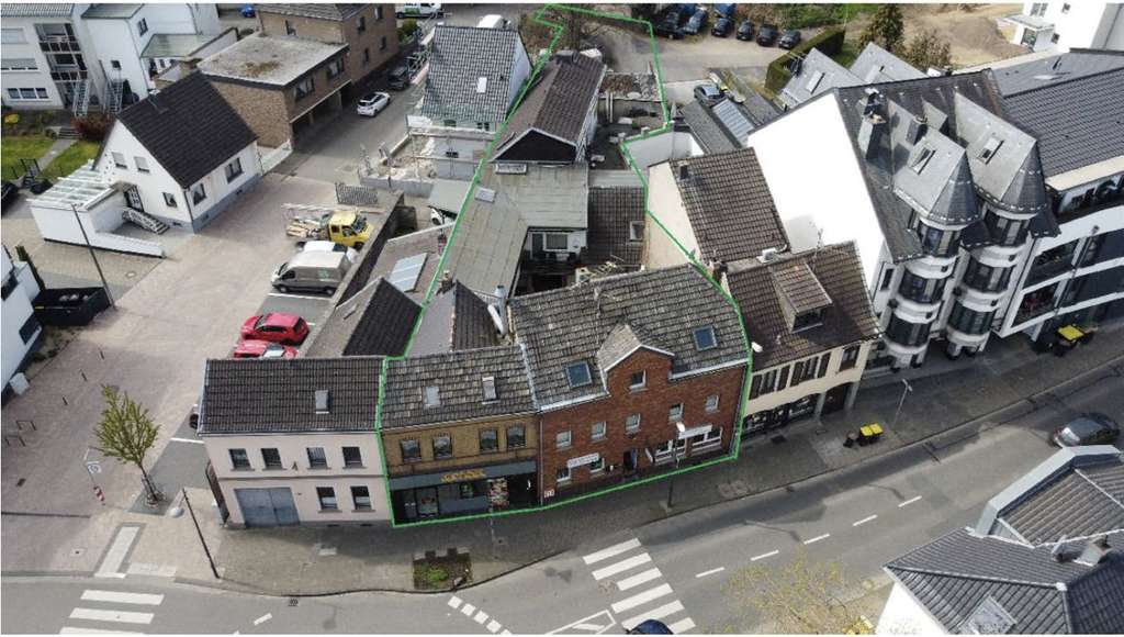 Im Herzen von Bornheim -Wohn- und Geschäftshaus mit positivem Bauvorbescheid