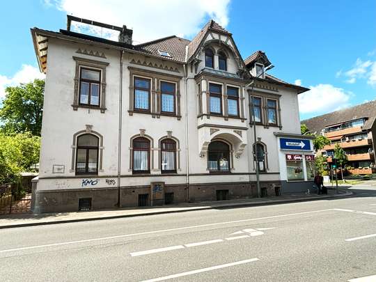 Villa unter Denkmalschutz mit 4 WE, 1 Gewerbe, 2 Garagen und Ausbaureserve (RÖMBKE IMMOBILIEN KG)