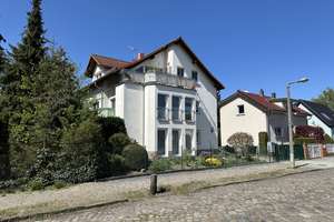 2-Zimmer-Gartenwohnung mit Terrasse, Stellplatz & barrierefreiem Bad in ruhiger Lage von Wilhelmsruh – Seegerstraße 6, 13158 Wilhelmsruh, Berlin – Vorschaubild 3