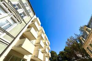 Nomen est Omen!
Ihre 1 Zimmer Wohnung am Englischen Garten! – Die vollständige Adresse der Immobilie erhältst du vom Anbieter., 80539 Schwabing-Ost, München – Vorschaubild 1