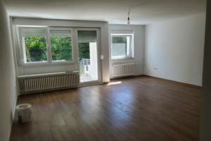 1-Raum-Appartement mit Balkon, direkt am Isenbergplatz – Beethovenstr. 8, 45128 Südviertel, Essen – Vorschaubild 2