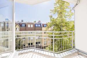 Lichtdurchflutetes Wohngefühl mit Südbalkon – stilvoll renoviertes 2-Zimmer-Apartment! Aufzug! – Herbststraße 14, 13409 Reinickendorf (Ortsteil), Berlin – Vorschaubild 3