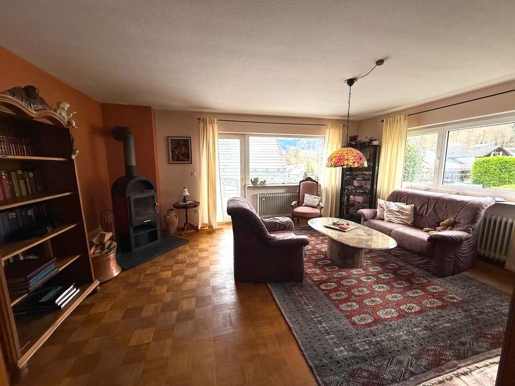 Immobilie in Berghaupten - Haus in Berghaupten: Idylle pur in bester Lage mit großzügigem Grundstück. - Bild 1