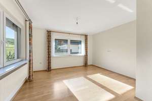 WOHNEN IM GRÜNEN – EINFAMILIENHAUS MIT SONNENGRUNDSTÜCK UND EXPERTENEMPFEHLUNG ZUR SANIERUNG – Die vollständige Adresse der Immobilie erhältst du vom Anbieter., 51789 Lindlar – Vorschaubild 9