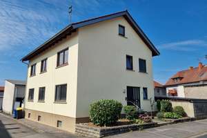 Großzügiges Wohnhaus (ca. 175 m² Wfl.) mit großem Nebengebäude und vielseitigen Nutzungsmöglic – Die vollständige Adresse der Immobilie erhältst du vom Anbieter., 97461 Hofheim in Unterfranken – Vorschaubild 1