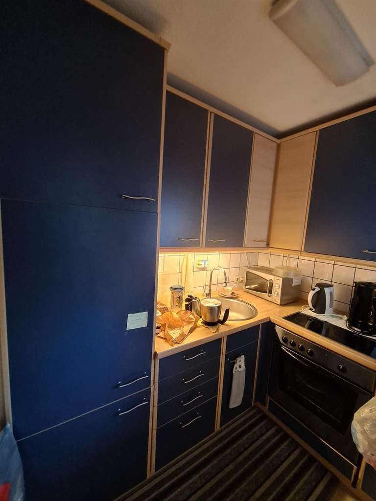 Immobilie in Freiburg im Breisgau - 1 Zimmerwohnung im 1. OG eines Wohn- und Geschäftshauses - Bild 1