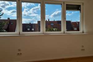 Erstbezug! Sehr schöne, helle und freundliche DG-Wohnung – Nürnberg – Vorschaubild 4