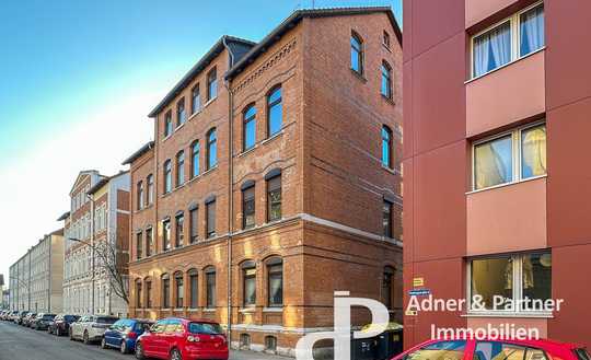 **WG-GEEIGNETE DACHGESCHOSS-WOHNUNG IN HBK-NÄHE BRAUNSCHWEIGS**