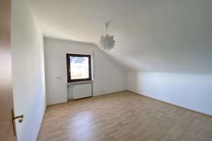 ----Gepflegtes EFH mit herrlichem Blick über den Ort hinweg----- – Die vollständige Adresse der Immobilie erhältst du vom Anbieter., 65618 Selters (Taunus) – Vorschaubild 24