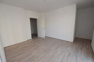 Attraktive 3-Zi.-Wohnung mit Einbauküche nahe U3, BMW & Olympiapark – Am Oberwiesenfeld 21, 80809 Am Riesenfeld, München – Vorschaubild 8