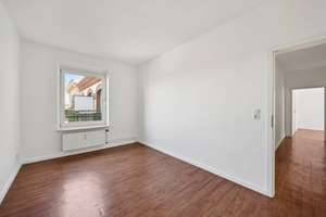 Altbau-Charme mit Potenzial – 3-Zimmer-Wohnung im denkmalgeschützten Altbau – Die vollständige Adresse der Immobilie erhältst du vom Anbieter., 20539 Rothenburgsort, Hamburg – Vorschaubild 4