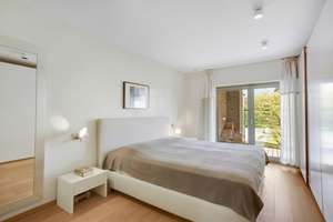 Haus-in-Haus: Wohnen auf  290 qm mit Garten & Pool, separatem Apartment und Garage – Die vollständige Adresse der Immobilie erhältst du vom Anbieter., 50858 Junkersdorf, Köln – Vorschaubild 11