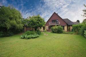 Einfamilienhaus mit Garage, 3 Pkw-Stellplätzen und Terrasse in Kropp – Die vollständige Adresse der Immobilie erhältst du vom Anbieter., 24848 Kropp – Vorschaubild 2