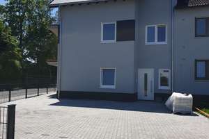 Das Haus im 2021 gebaut. Schöne 3-Zimmer-Wohnung in Koblenz-Karthause – Birkenweg 1 A, 56075 Karthäuserhofgelände, Koblenz – Vorschaubild 2