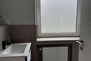 Umfangreich renovierte 3-Zimmer-Wohnung mit neuer EBK und neuem Bad – ideal für langfristiges Wohnen – Robert-Schuman-Straße 8, 51109 Neubrück, Köln – Vorschaubild 19