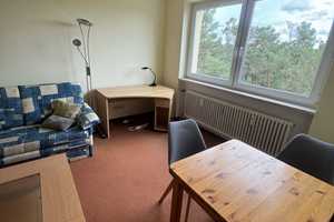 Voll möblierte Wohnung Wohnung mit Blick ins grüne für 2 Personen – Würzburger Ring 39, 91056 Erlangen – Vorschaubild 2