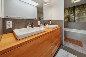 Urbanität trifft Lebensqualität – außergewöhnliches Penthouse für anspruchsvolle Stadtmenschen! – Die vollständige Adresse der Immobilie erhältst du vom Anbieter., 20146 Rotherbaum, Hamburg – Vorschaubild 20