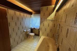 Gepflegtes EFH, Waldrandlage mit Fernblick, in Heimbach, OT Hausen zu verkaufen – Zum Rodenbusch 28, 52396 Heimbach – Vorschaubild 14