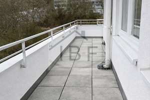 Penthouse-Feeling: Traumwohnung mit riesiger Dachterrasse beim Jung-Stilling-Krankenhaus – Die vollständige Adresse der Immobilie erhältst du vom Anbieter., 57074 Siegen, Siegen – Vorschaubild 11
