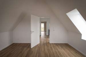 01.04.2026 Modernes, gemütliches Reihenmittelhaus vor Oldenburg - KfW 40 Standard,  Garten, 6 Zimmer – Die vollständige Adresse der Immobilie erhältst du vom Anbieter., 26188 Edewecht – Vorschaubild 36