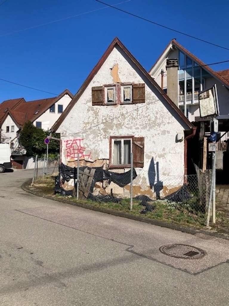 Immobilie in Filderstadt - INVESTOREN + HANDWERKER aufgepasst - Sanierung eines Denkmalobjekt - Bild 2