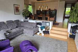 3 Zi.–Erdgeschosswohnung mit  Balkon, Terrasse und Garten – Die vollständige Adresse der Immobilie erhältst du vom Anbieter., 81247 Obermenzing, München – Vorschaubild 2