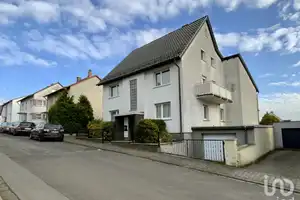 Großes Mehrfamilienhaus für Eigennutzer, Handwerker, Kapitalanleger in zentraler Lage von Lollar – Gießen (Kreis) – Vorschaubild 1