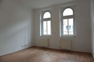 SCHÖNE SANIERTE ALTBAUWOHNUNG MIT EINBAUKÜCHE IM HERZEN VON DÜSSELDORF ELLER – 40229 Eller, Düsseldorf – Vorschaubild 5