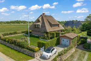Exklusives Einzelhaus mit einmaligen Blick in die Morsumer Wiesen – Die vollständige Adresse der Immobilie erhältst du vom Anbieter., 25980 Sylt (Gemeinde) – Vorschaubild 1
