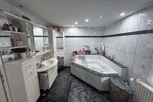 Vielseitiger Bungalow mit attraktivem Mietertrag in begehrter Lage von Düsseldorf – 40627 Vennhausen, Düsseldorf – Vorschaubild 7