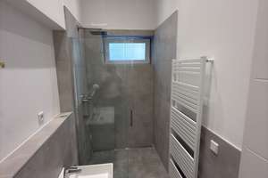 Erstbezug nach Kernsanierung – hochwertige 3-Zimmer-Wohnung mit Dachterrasse in Königswinter – Bahnhofstraße 24, 53639 Königswinter – Vorschaubild 9