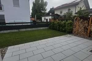 Großzügiges Reihenmittelhaus mit viel Platz für Familie und Arbeit in ruhiger Wohnlage – Ellmosener Wies 15c, 83043 Bad Aibling – Vorschaubild 2