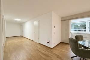 Neuwertige, barrierefreie Gartenwohnung mit Einbauküche & Außenstellplatz – Die vollständige Adresse der Immobilie erhältst du vom Anbieter., 90429 Muggenhof, Nürnberg – Vorschaubild 8