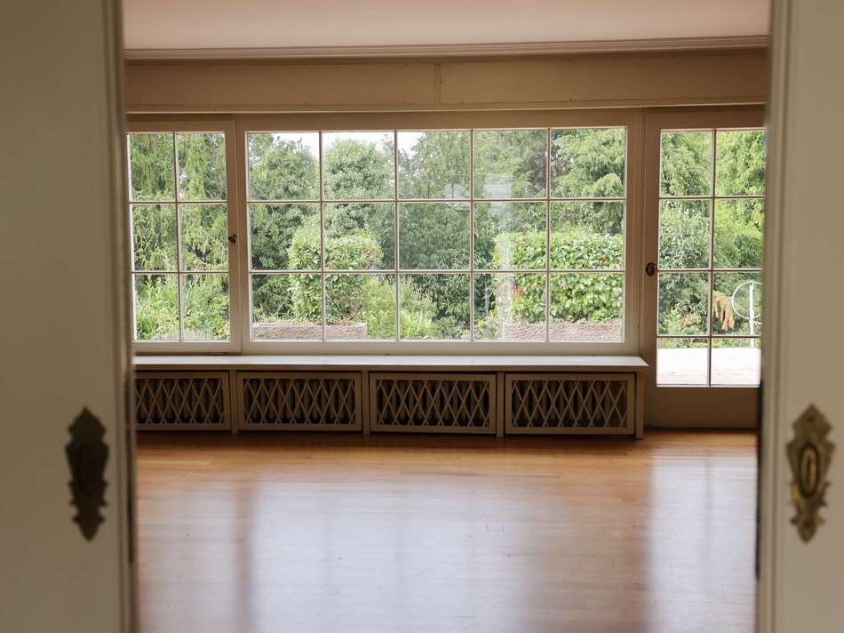 Wohnbereich mit Blick ins Grün