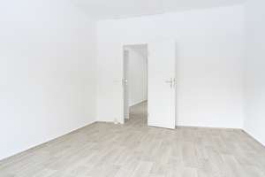 Nachmieter für schicke 4-RW mit 110 qm gesucht ab 01.09.2026 mit Einbauküche* – Wilhelm-Firl-Straße 10, 9122 Markersdorf, Chemnitz – Vorschaubild 6