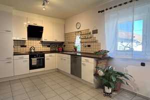 ***Doppelhaushälfte im Haus mit viel Platz, Kamin, Terrasse und großem Garten*** – Wetteraukreis – Vorschaubild 5