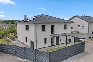 Baujahr 2020! Energieeffiziente Stadtvilla mit großzügigem Garten in traumhafter Lage – Die vollständige Adresse der Immobilie erhältst du vom Anbieter., 90518 Altdorf bei Nürnberg – Vorschaubild 3
